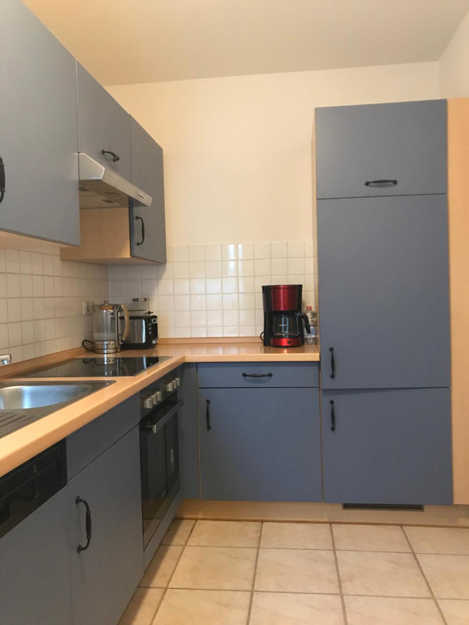 4 Wunderschoene Ferienwohnungen Im Kavaliershaus Schwerin  Bilik gambar