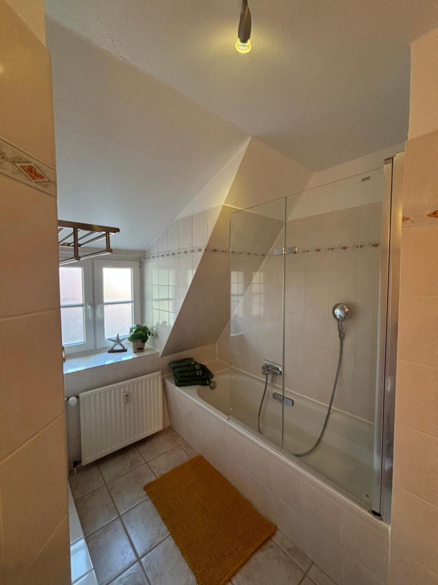 4 Wunderschoene Ferienwohnungen Im Kavaliershaus Schwerin  Luaran gambar